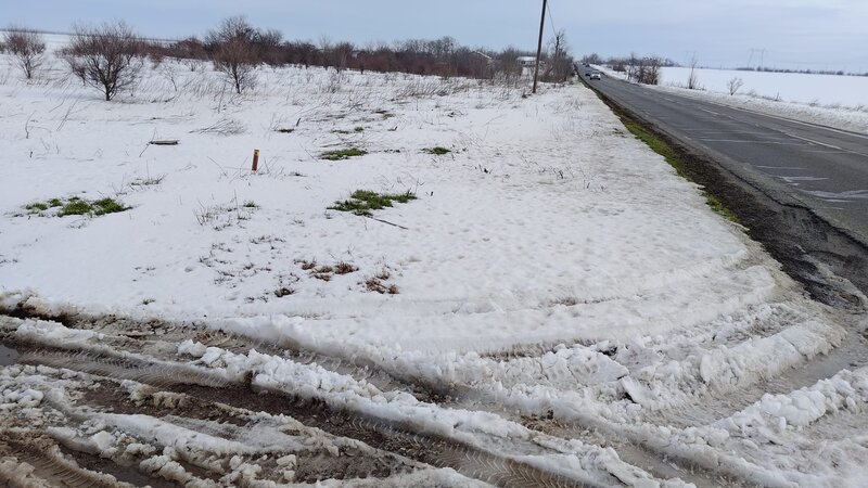 Frumusani Inchiriez  teren