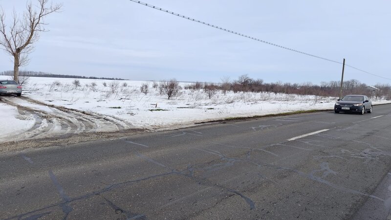 Frumusani Inchiriez  teren